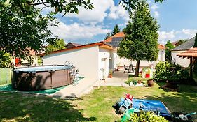 Holiday Home Cherry By Interhome